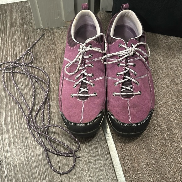 LL Bean Purple Hiking/Walking Shoes - Picture 1 of 3